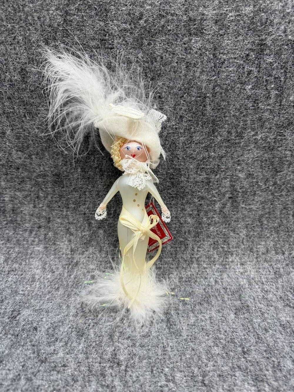 Department 56 Beaux Arts Lady Ornament Feather Hat Figurine w Box